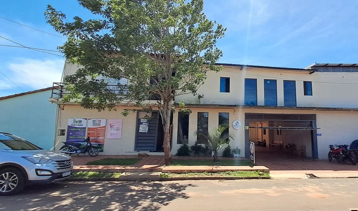 Fachada del Instituto Técnico Superior Santa Rosa